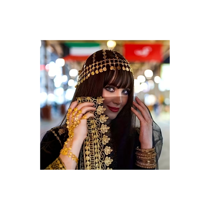 Ceremonial crown adorned with gold coins تاج احتفالي  مزين بعملات ذهبية